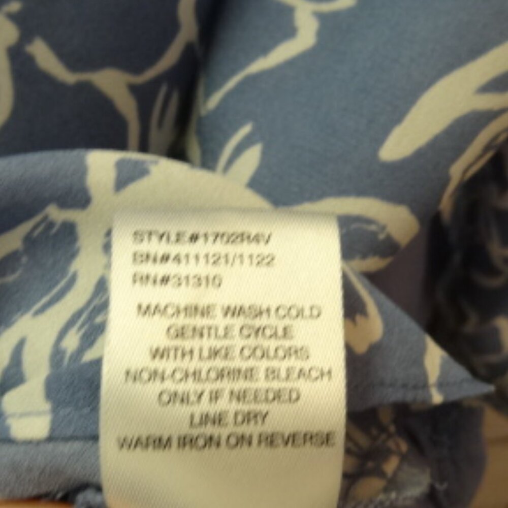 Fortune & Ivy Blue & White Floral Tunic, Like New - Picture 7 of 7